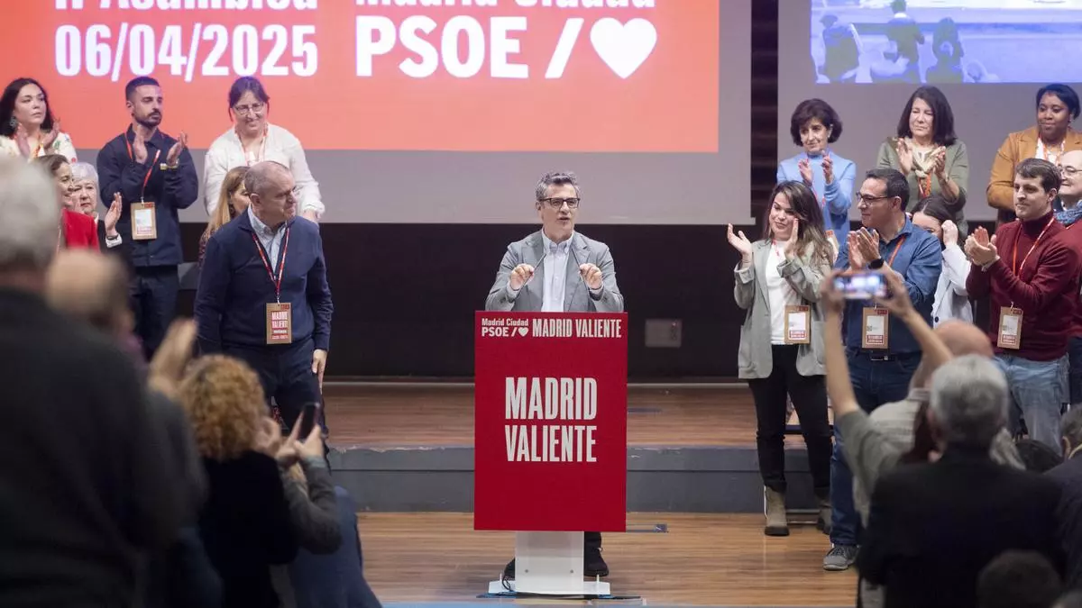 Bolaños pide a Feijóo que rompa con "Santiago Arancel" para defender los intereses de España