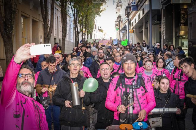 Más de 1.500 personas marchan por el Día de la Discapacidad en Badajoz