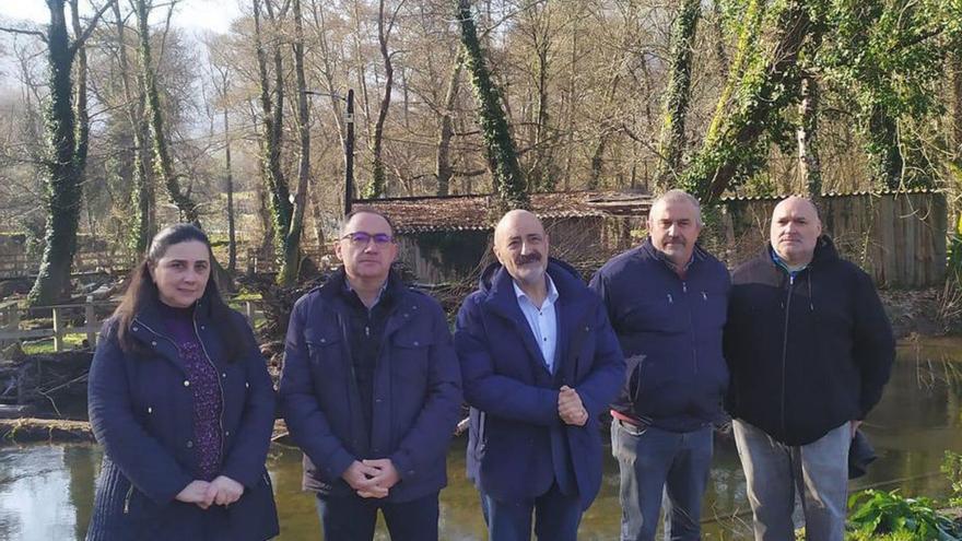 José Antonio Quiroga, en su visita al Concello de Arnoia. |   // FDV