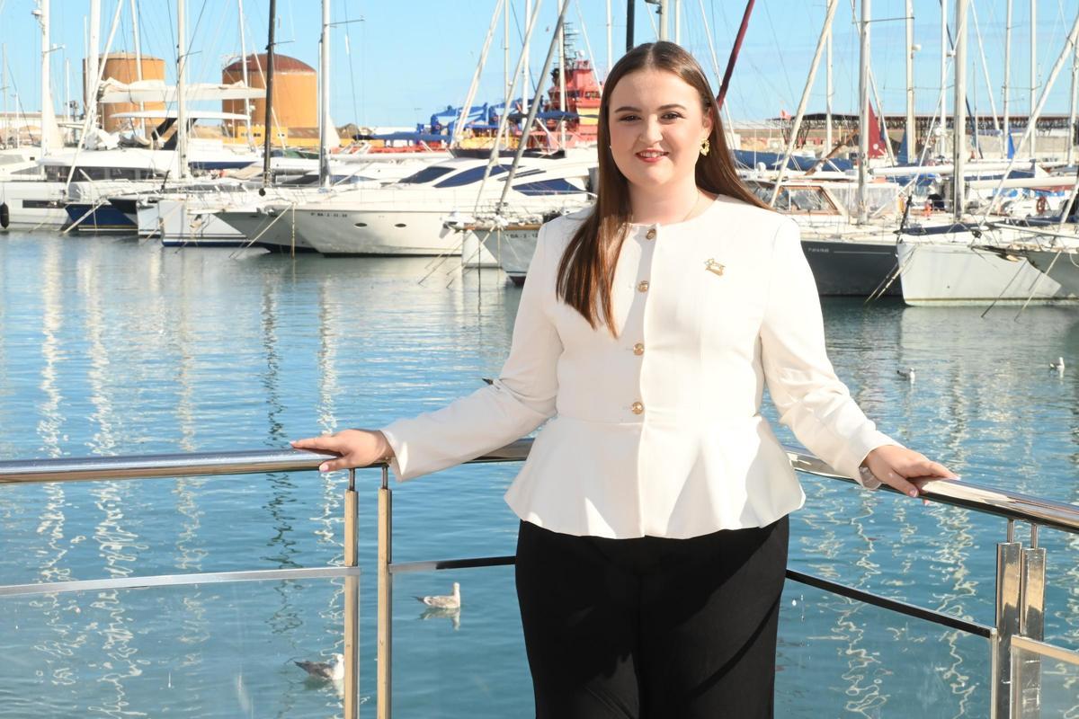Claudia Albert és la madrina de la gaiata 12 El Grau per a les festes de la Magdalena 2026, càrrec que compartirà amb el de reina de Sant Pere.