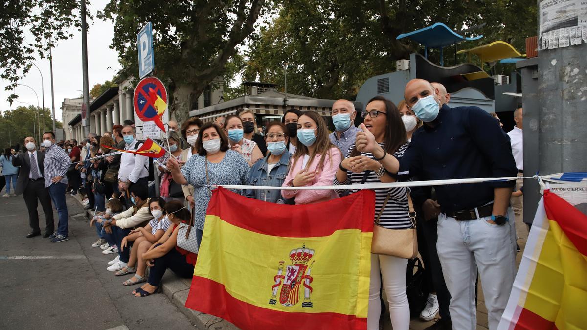 Parada militar y desfile de la Guardia Civil en Córdoba