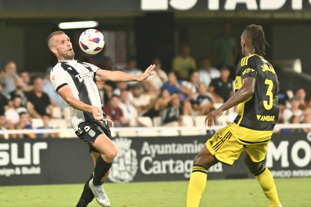 FC Cartagena - Real Zaragoza en imágenes