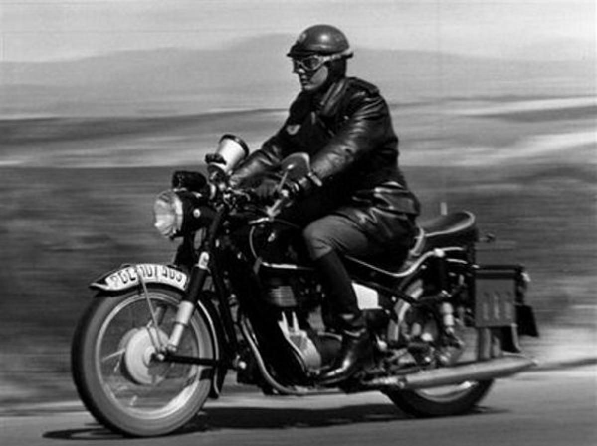 Guardia Civul en la BMW R27