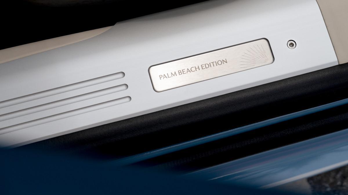 Aston Martin DB12 Volante Palm Beach Edition