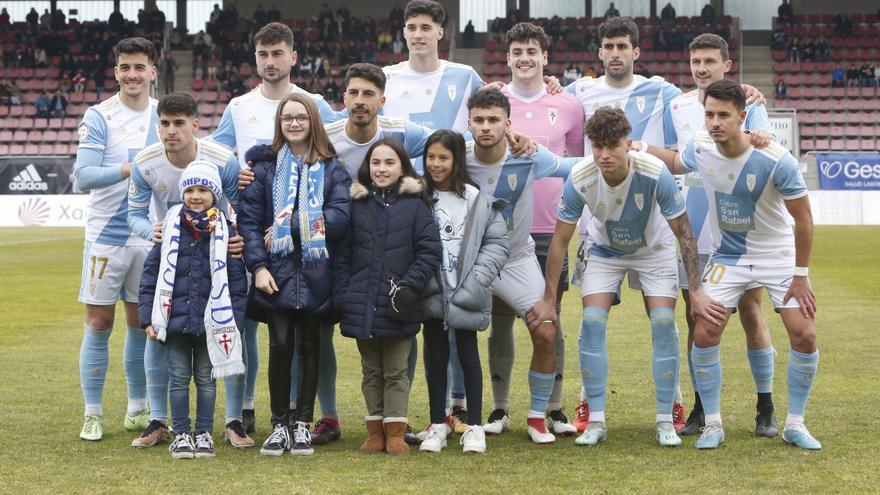 Las imágenes del partido SDCompostela 0 - Polvorín C.F. 0