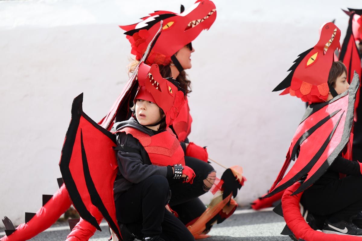 Todas las imágenes de la rúa de carnaval de Sant Josep