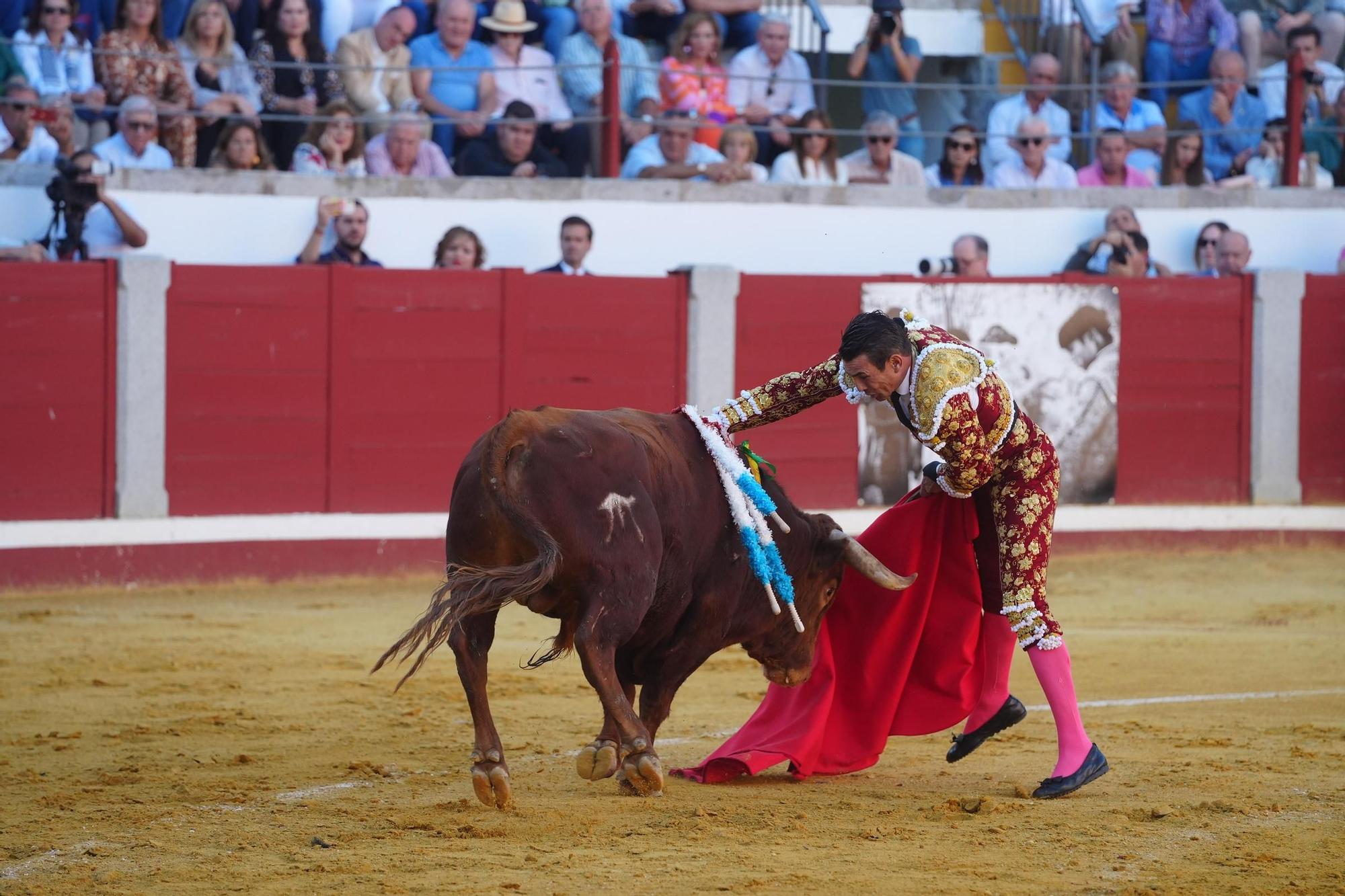 Manzanares, Roca Rey y Rocío Romero salen a hombros en Pozoblanco