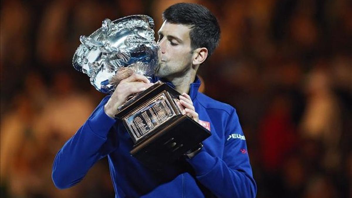 Novak Djokovic suma seis títulos del Open de Australia