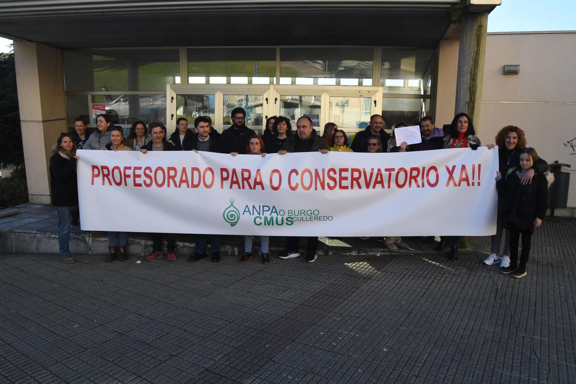 Concentración de familias de alumnos del Conservatorio de Culleredo