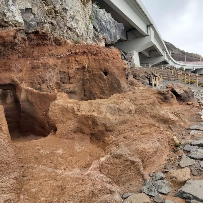 El arreglo del camino real del noroeste destapa un cementerio de 1.000 años