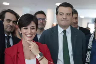 Isabel Rodríguez vende su Plan de Vivienda en Córdoba y esquiva el tema Santos Cerdán