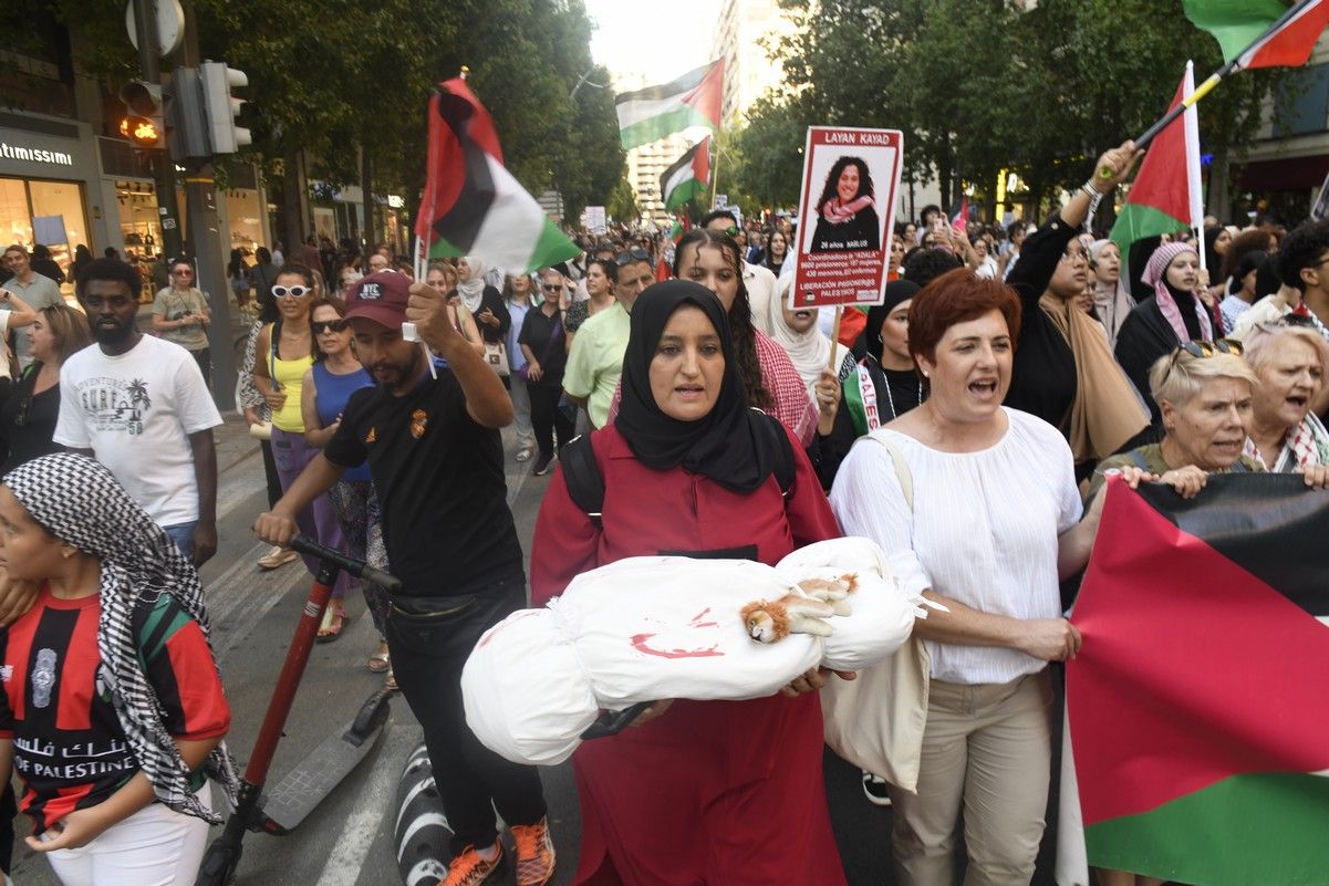La manifestación de Murcia a favor de Gaza, en imágenes