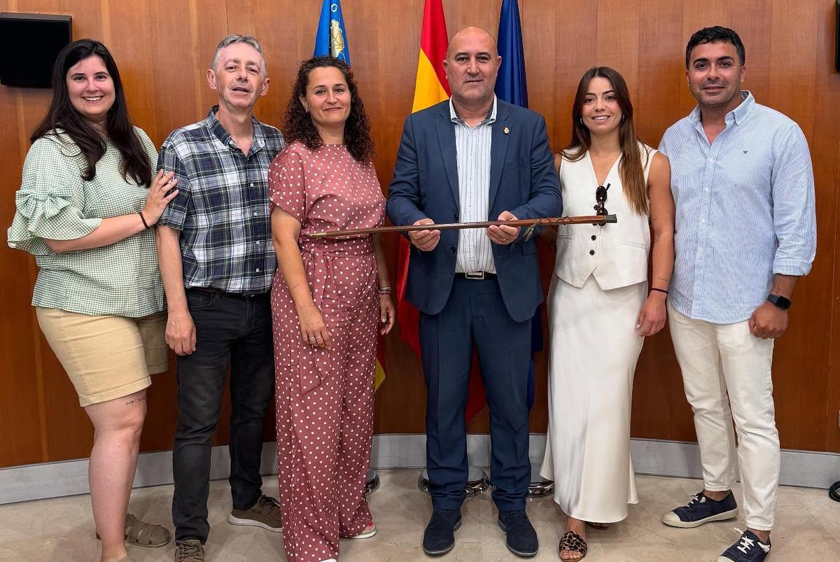 El actual equipo de gobierno de Massamagrell con los seis concejales del PSPV.