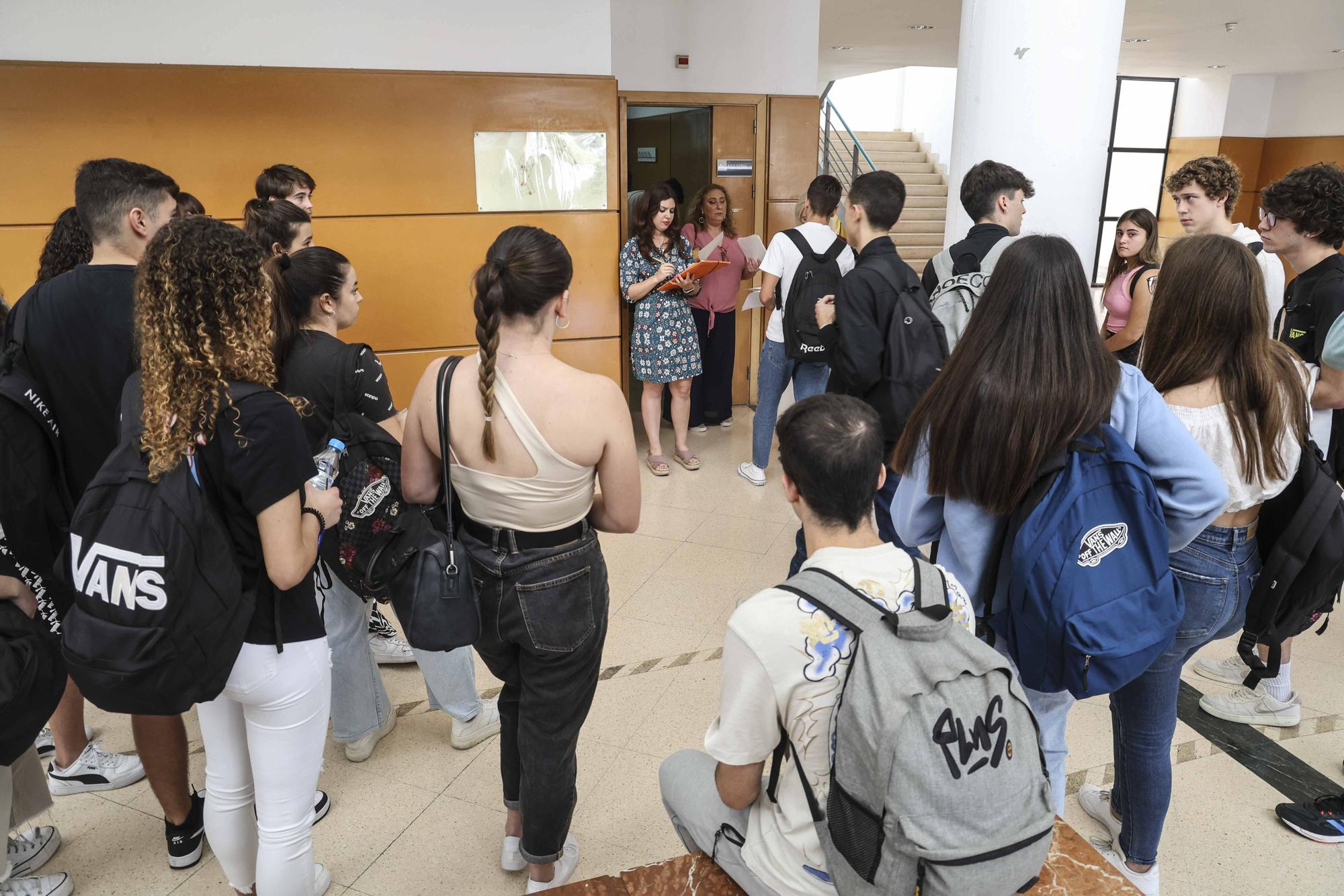 Primer día de la Selectividad 2023 en la Universidad de Alicante