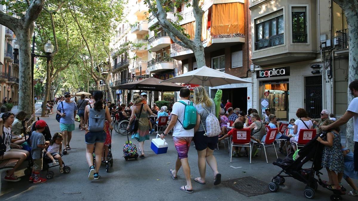 Vida en la Rambla del Poblenou, este martes.