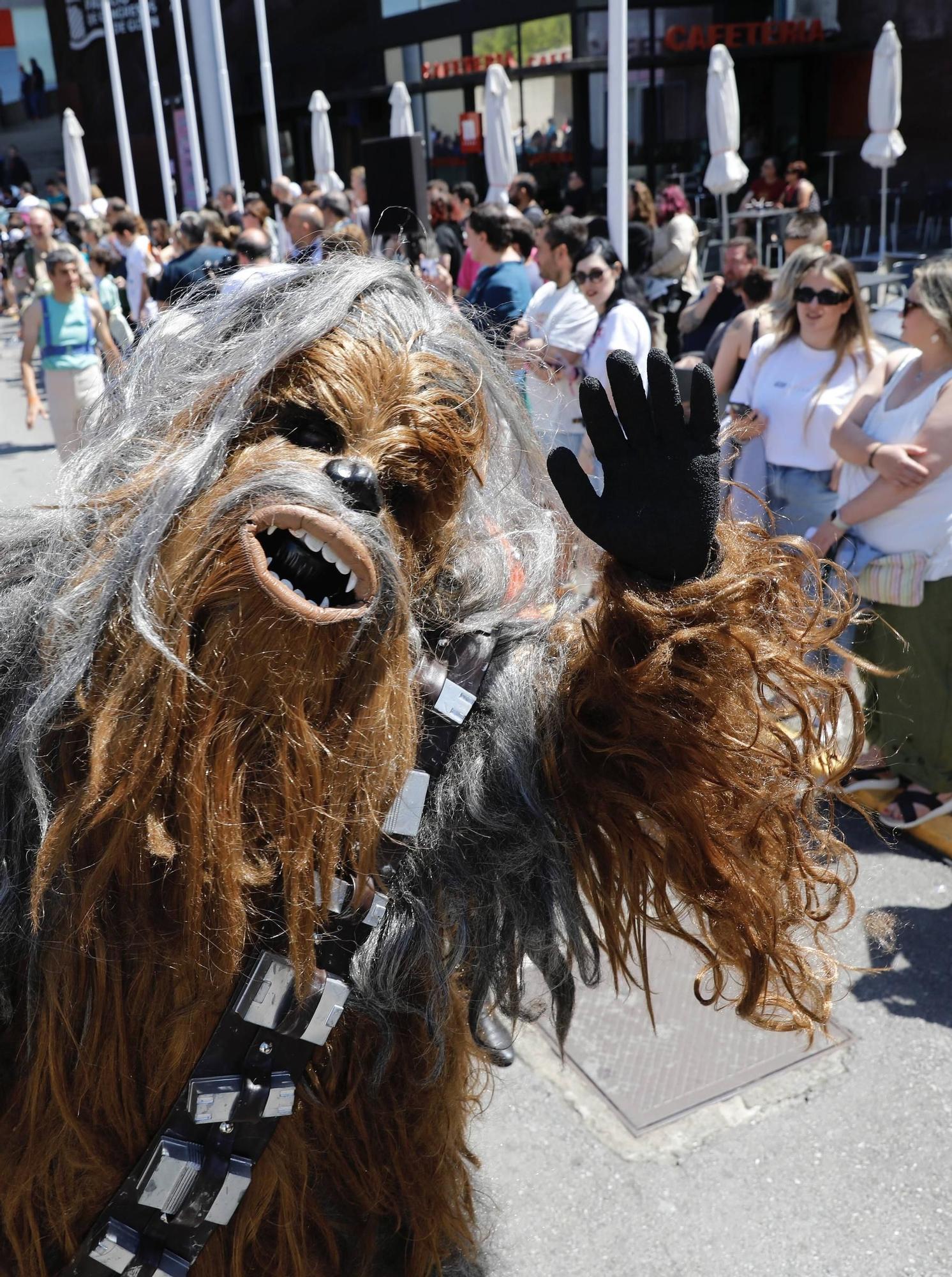Así fue el espectacular desfile en la clausura del Festival Metrópoli (en imágenes)
