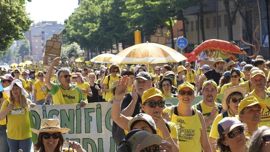Els docents volen acampar al centre de Girona la nit de diumenge a dilluns