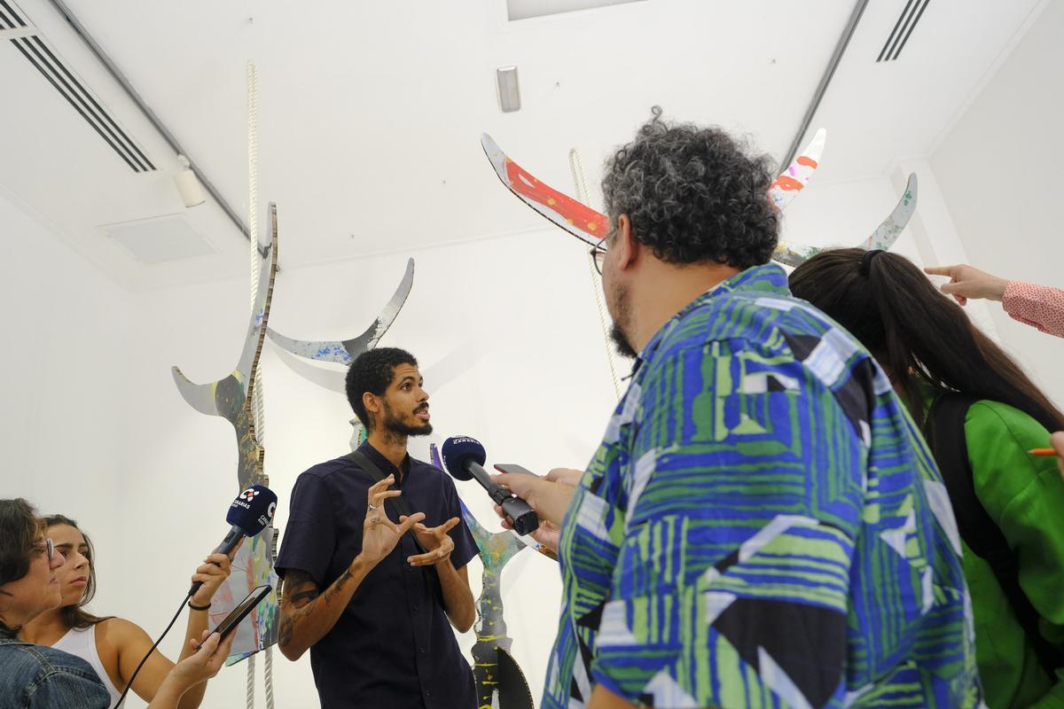 Presentación de la exposición 'Lejos de aquí', del artista caboverdiano Yuran Henrique