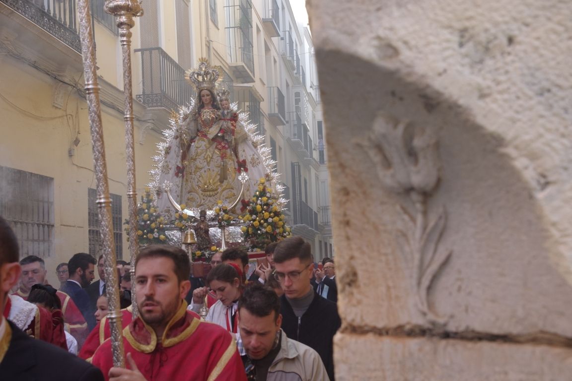 Rosario votivo de la Virgen de los Remedios por la feligresía de Los Mártires