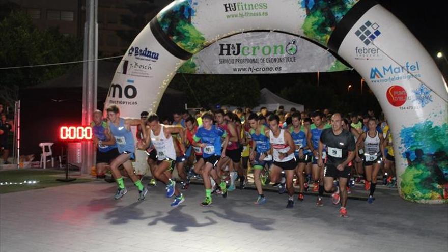 Lozano triunfa en el 5K nocturno de Benicarló