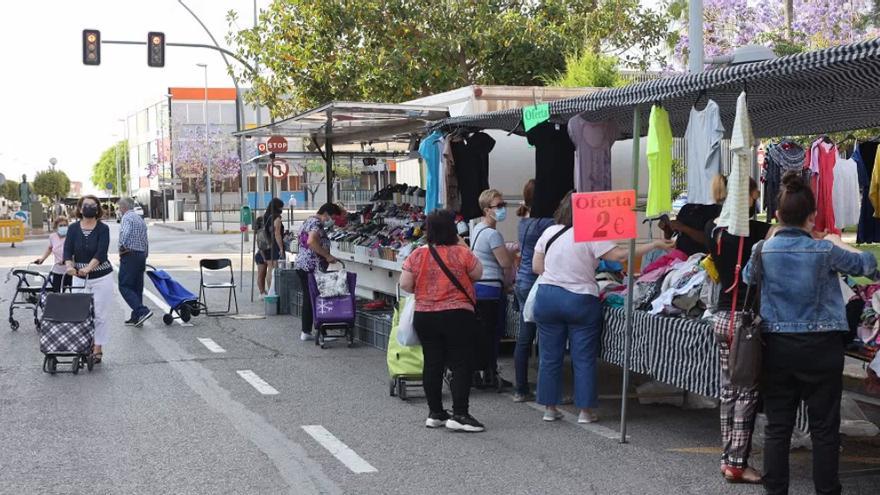 Una de las novedades de la nueva distribución es la utilización del Barranquet para puestos de ropa.