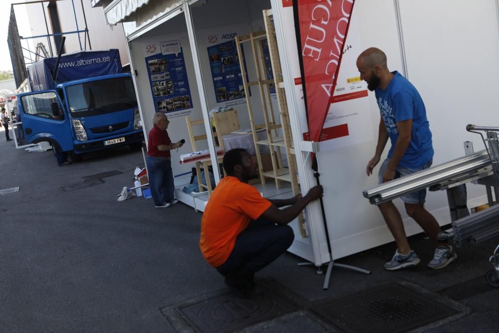 Preparativos para la apertura al público de la Feria de Muestras