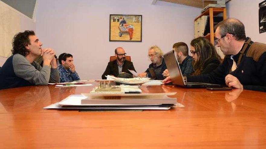 Un momento de la reunión de la junta rectora del IMD, ayer. // G.Núñez