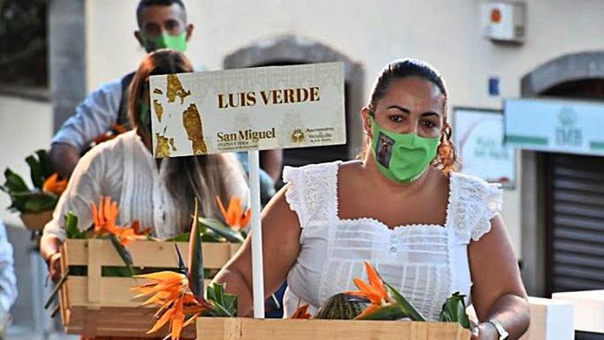 San Miguel se llena de ofrendas con recuerdos al volcán y la pandemia 