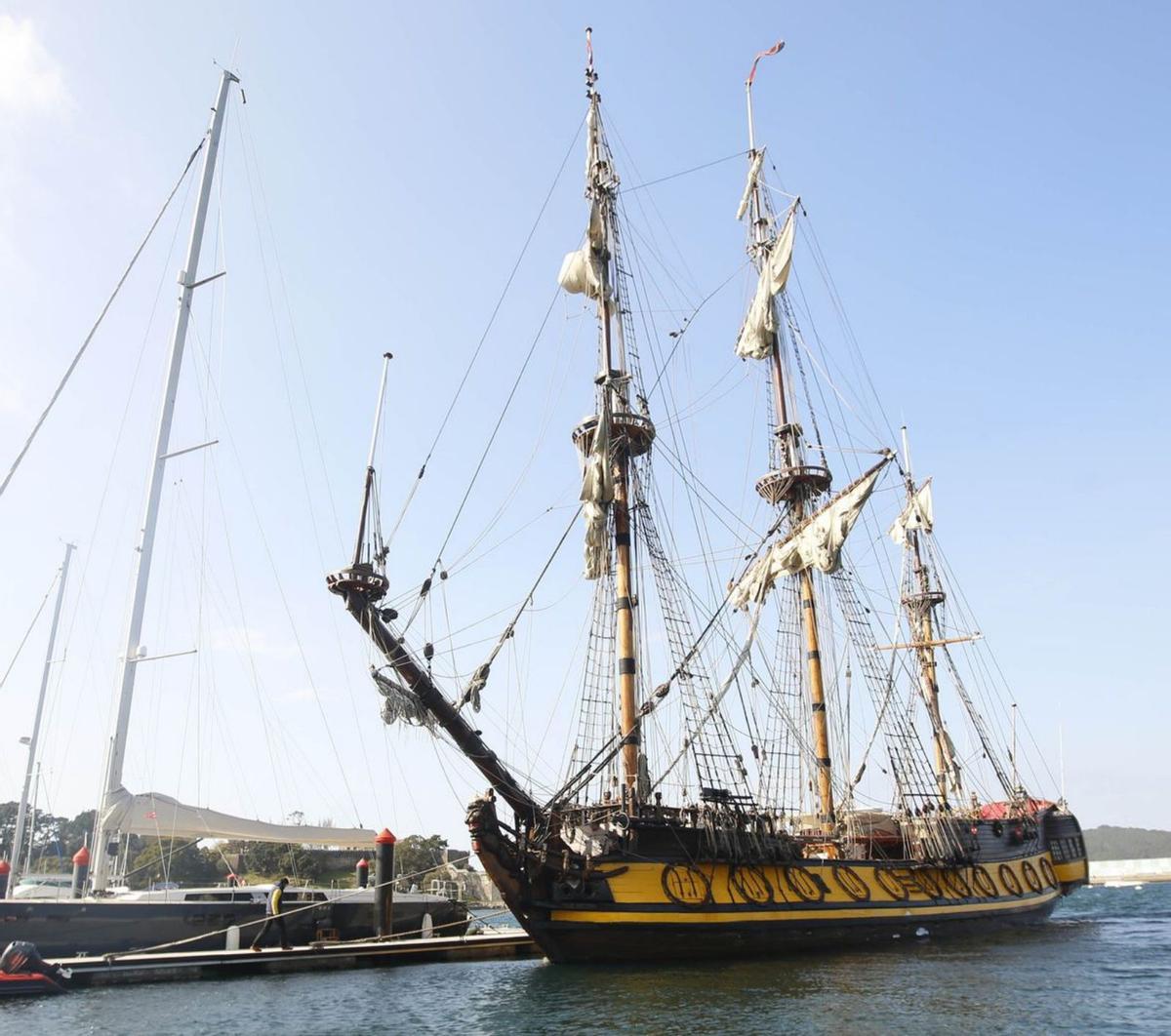 La fragata rusa Shtandart en su última visita a Galicia en primavera.