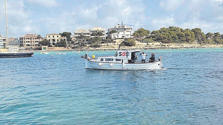 En esta ocasión participaron barcas, playas y nadadores.