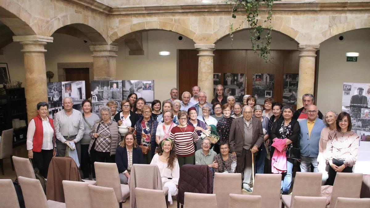Asistentes a la jornada de convivencia.