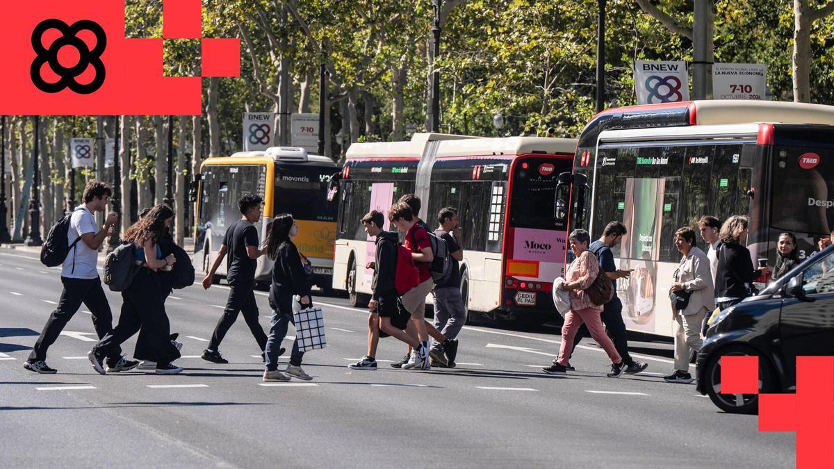 Autobuses circulando por Diagonal