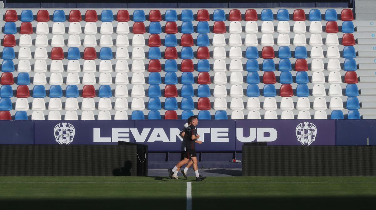 Entrenamiento en el Ciutat antes del encuentro frente al Rayo
