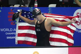 Ledecky supera el desafío de McIntosh y agranda su leyenda en el mejor 800 de la historia