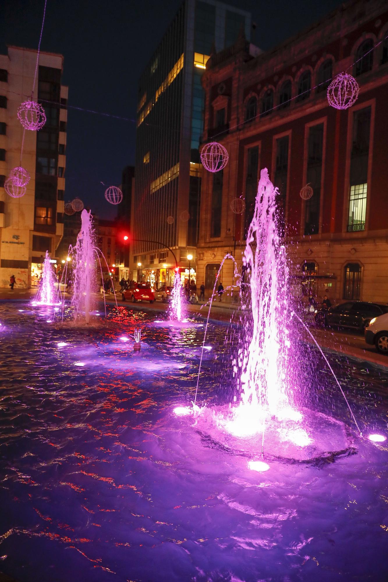 En imágenes: Gijón se cita en la plaza Mayor por el Día Internacional de la Eliminación de la Violencia contra las Mujeres