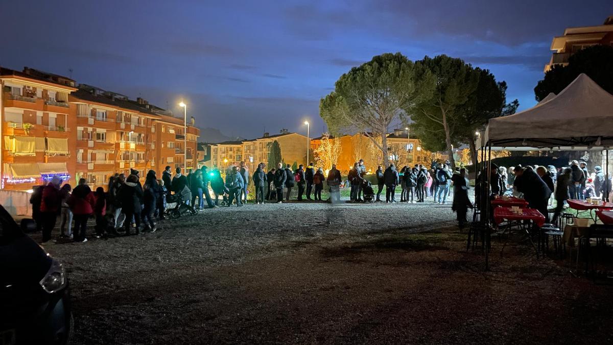 Cua a Can Font per portar la carta al Patge Reial