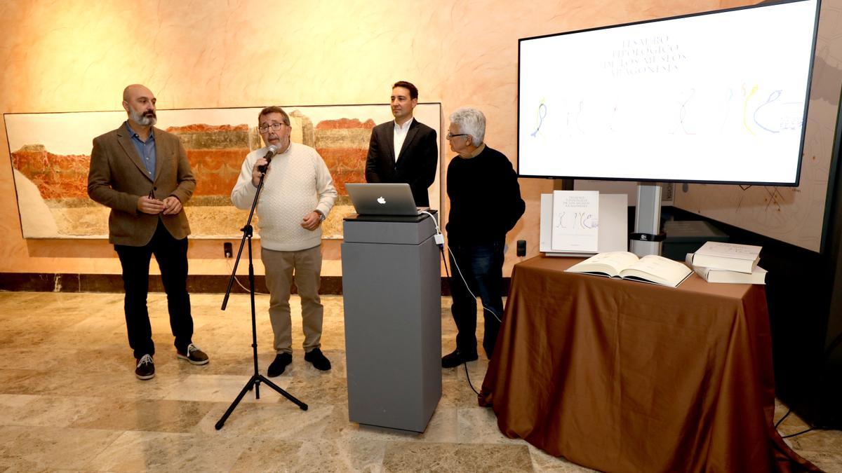 El Museo de Zaragoza ha acogido la presentación del catálogo de colecciones arqueológicas aragonesas.