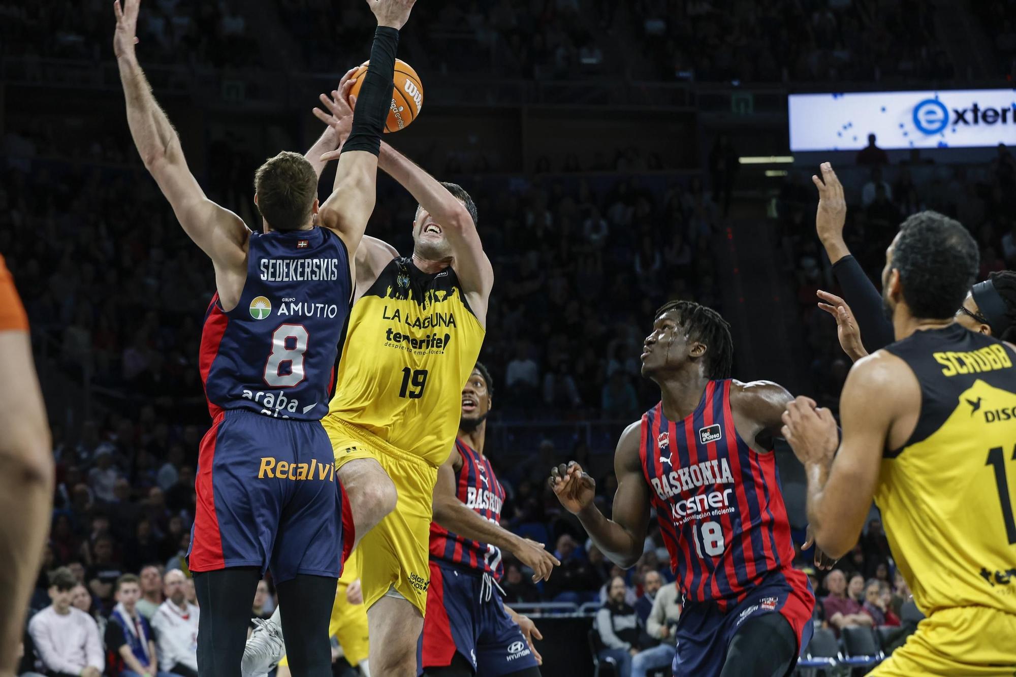 Baskonia - La Laguna Tenerife