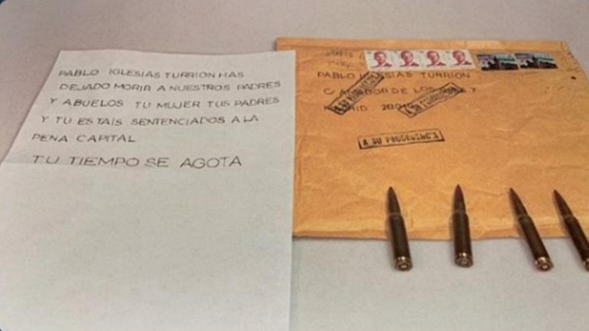 Sobre con balas que Pablo Iglesias denunció haber recibido. La seguridad iba a cargo de INV