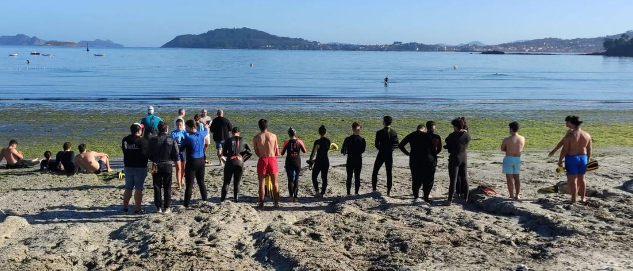 23 socorristas superaron ayer las pruebas en la playa de A Ladeira.