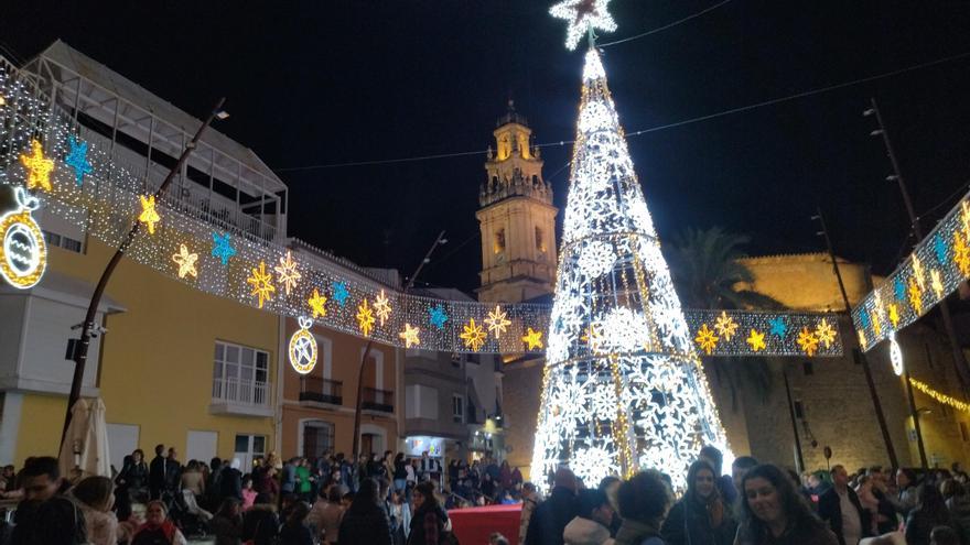 Espectacular árbol de Navidad en Pego