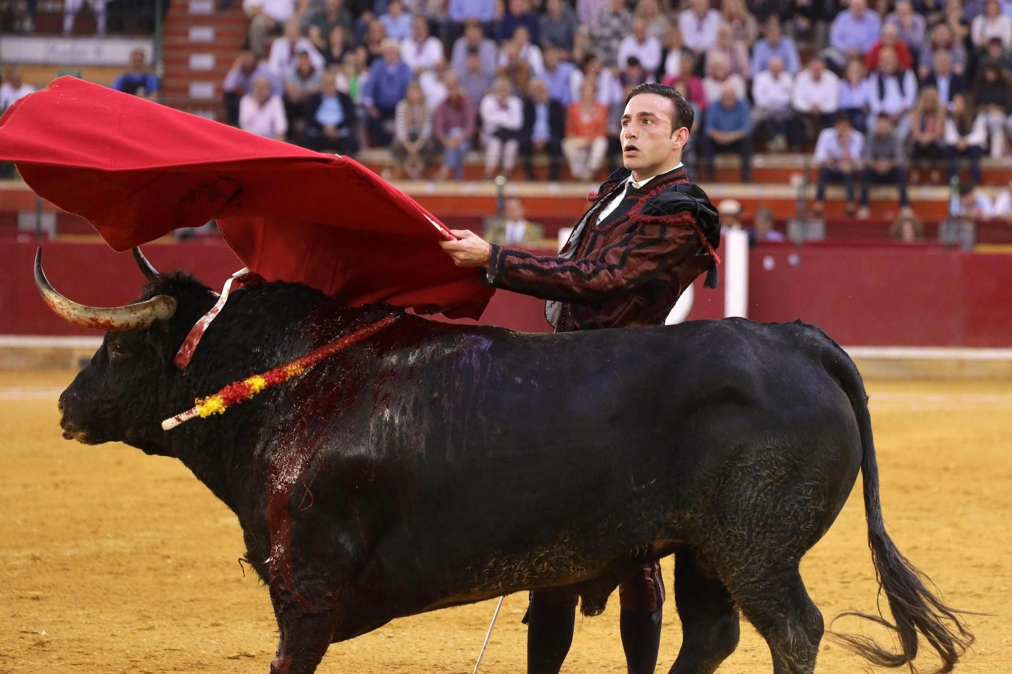 En imágenes | Corrida de toros goyesca en la plaza de toros de Zaragoza