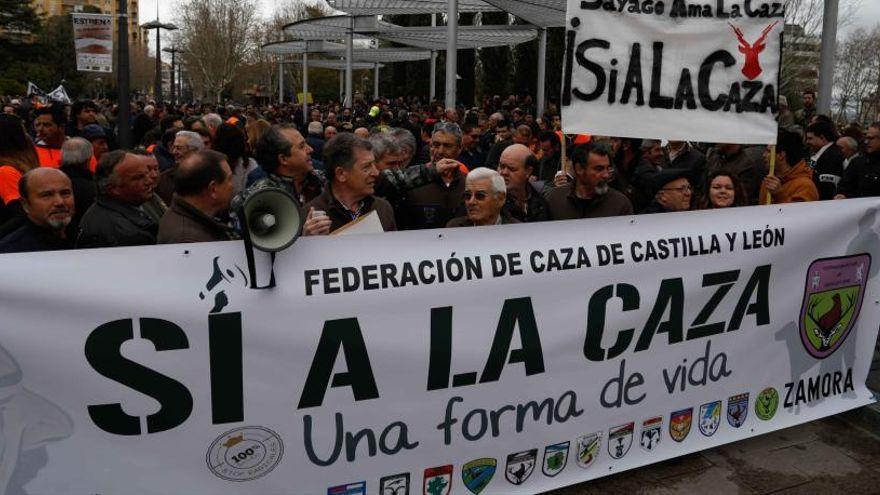 Cazadores de Zamora durante una manifestación