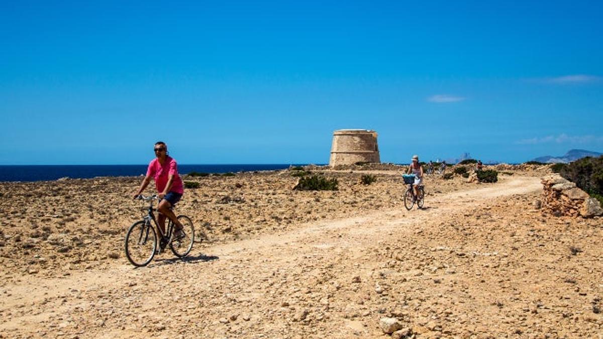 El deporte es una de las muchas actividades que podremos realizar en Formentera.