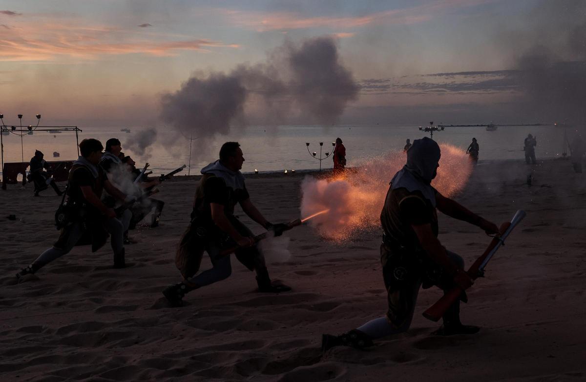 Desembarco Moro por las fiestas de Moros y Cristianos de el Campello