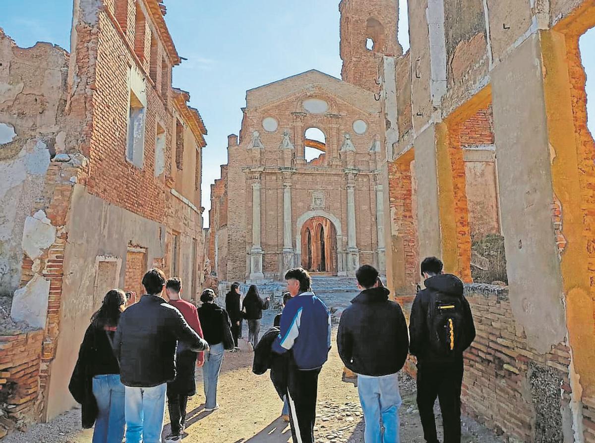 Visita a les runes de Belchite