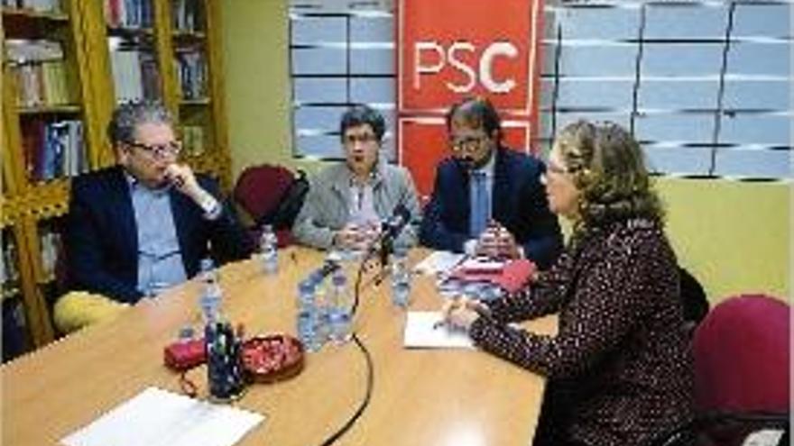 Política El PSC afirma que la classe mitjana es queda sense accés a la justícia