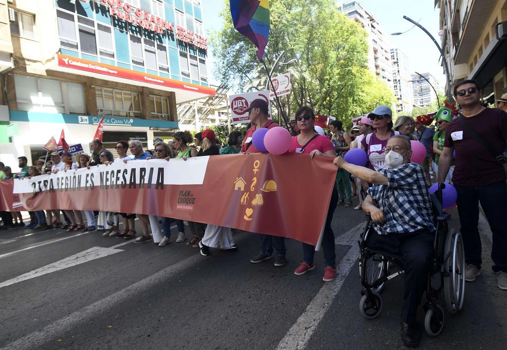 Las mareas se echan a la calle en el Día de la Región de Murcia