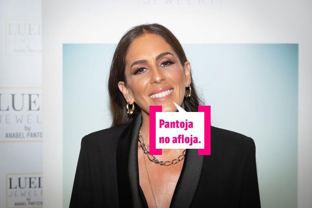 Anabel Pantoja en un photocall