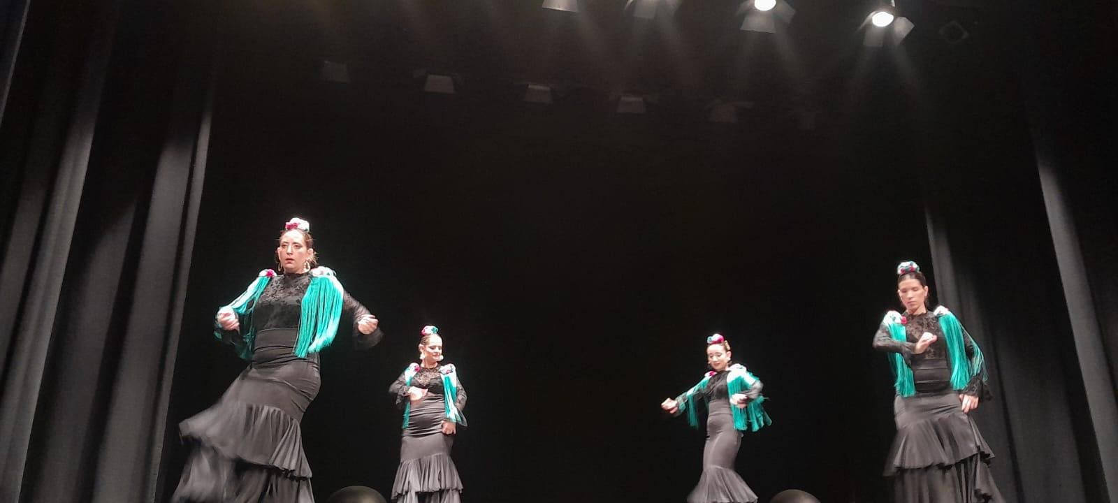 GALERÍA | Gala de baile para celebrar el fin de curso de la Asociación "Flamenco y Compás de Toro"